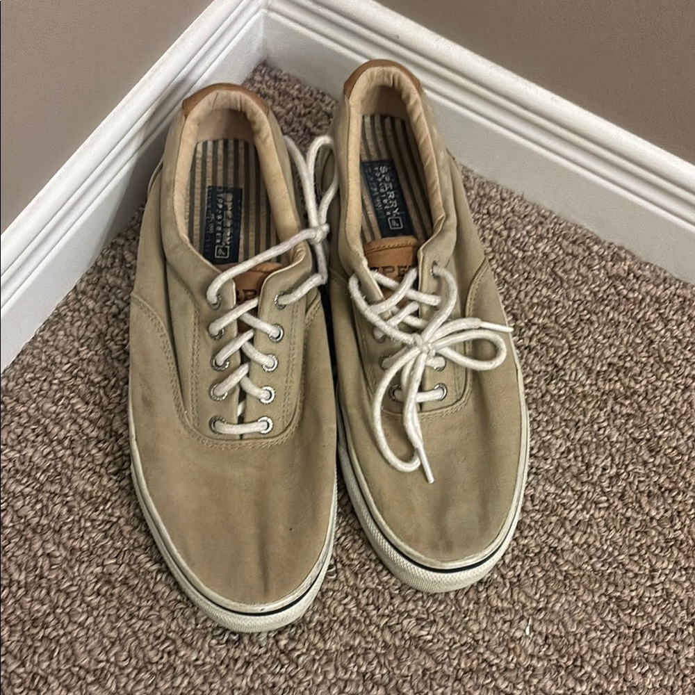 Sperry Men’s Canvas Casual Tan Sneakers Size 10.5